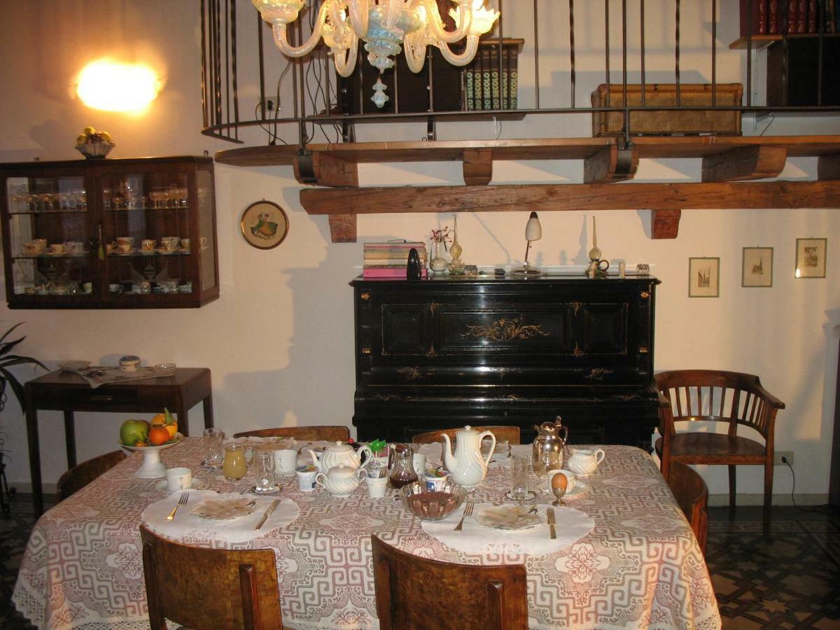 Апартаменты Residenza Carducci Centro Storico Верона Экстерьер фото